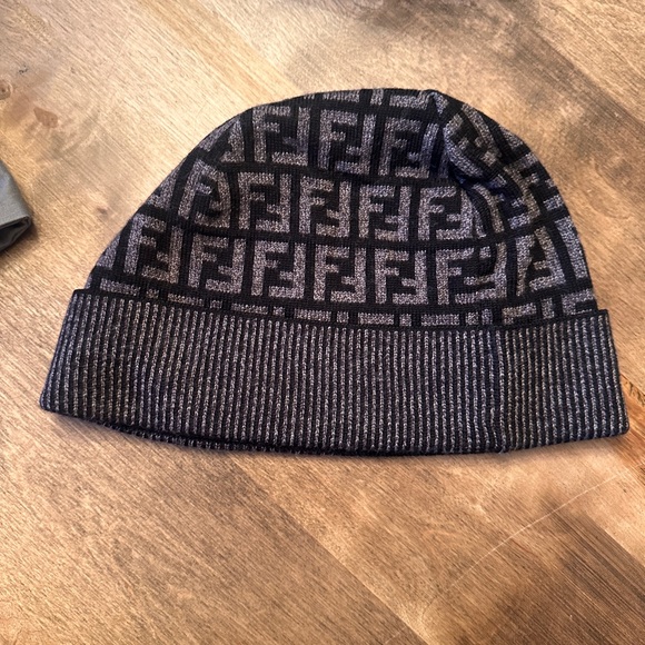 Fendi Monogram Black and Gray Beanie - Picture 3 of 8